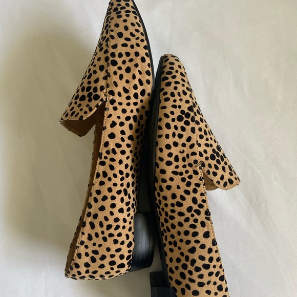 Cheetah print loafers size 10 - Picture 8 of 9